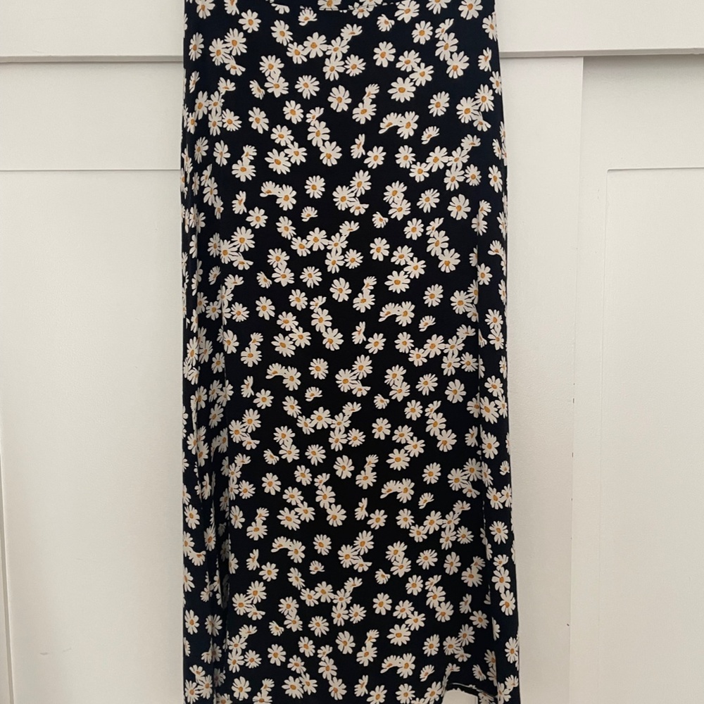 Reformation Bea Skirt Black Daisy - Picture 3 of 4